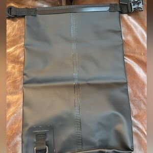 NWT BYLT dry Bag